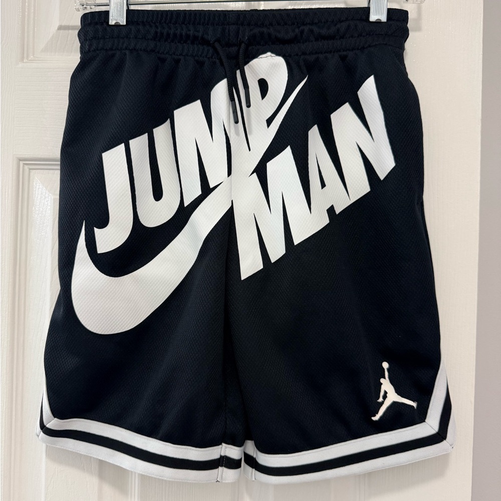 Nike Jordan Black Boy’s Large Basketball Shorts